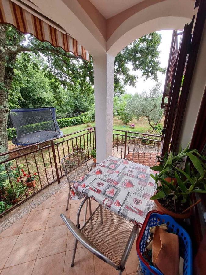 Apartment Ornela Умаг Екстер'єр фото